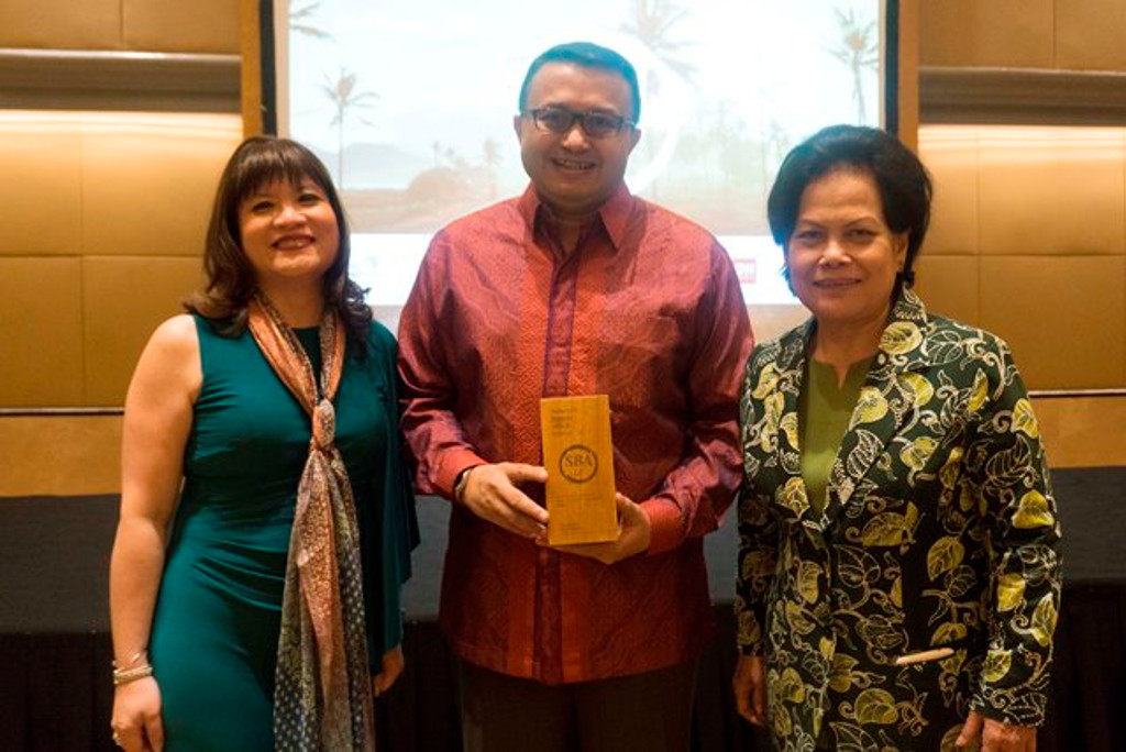 APRIL awarded Special Recognition for Biomass Energy Initiatives at the Sustainable Business Award Indonesia 2017