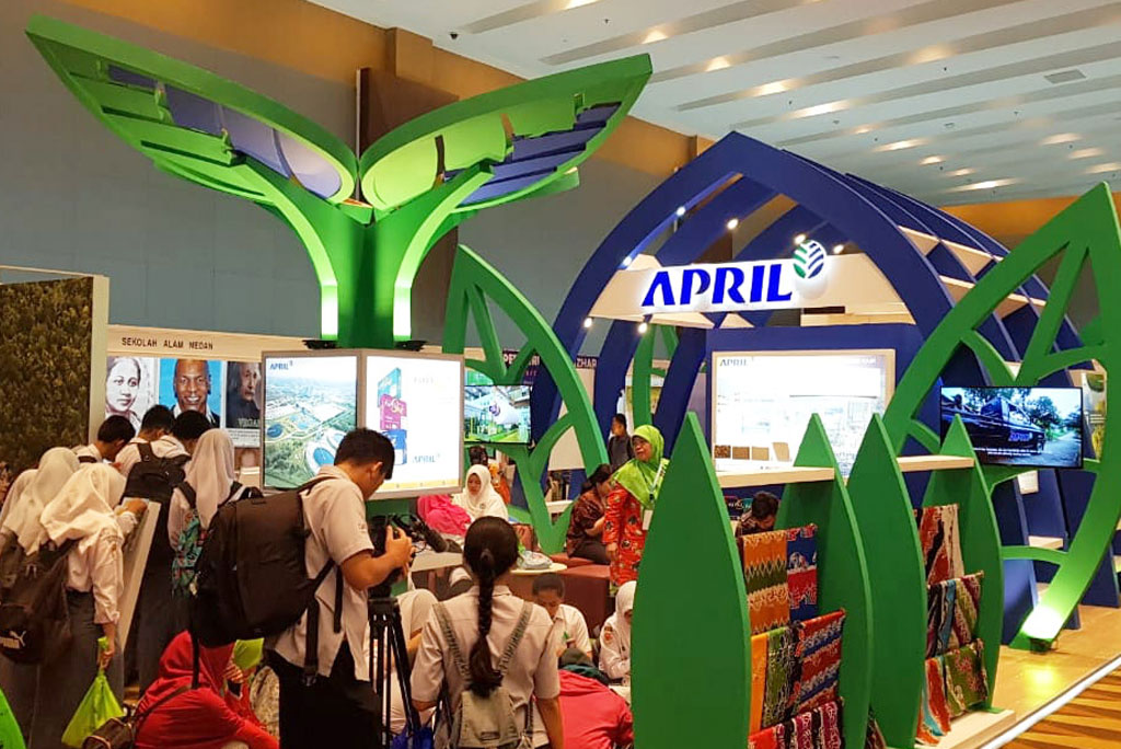 APRIL berpartisipasi dalam Indonesia Climate Change & Expo 2018 di Medan  dan menerima penghargaan sebagai booth terbaik kategori BUMN dan Swasta