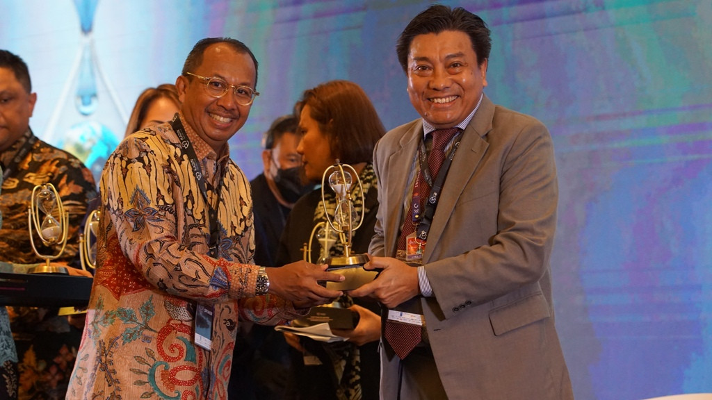 The B20 Net Zero Summit in Bali featured PT RAPP President Director Sihol Aritonang. Decarbonization the industrial sector was highlighted during the conference. 