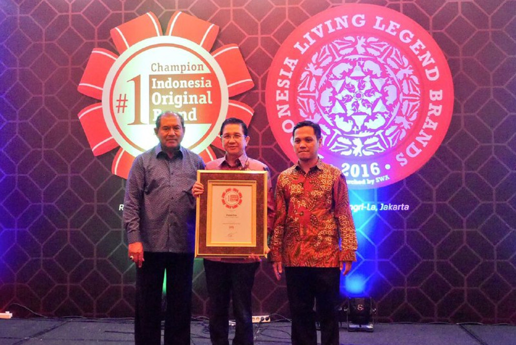 PaperOne received SWA Indonesia Original Brand Award 2016, Jakarta