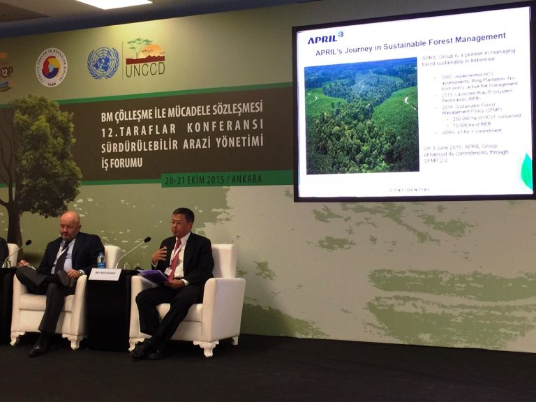 Solutions to Land Degradation in Riau, Indonesia: A Perspective WBCSD President & CEO Peter Bakker joins APRIL Chairman at the High Level Dialog on how business can contribute to solving land degradation challenge
