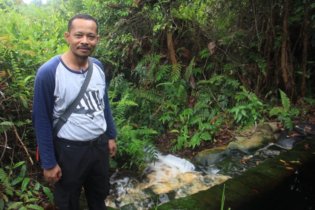 Ronyi &mdash; APRIL Asia