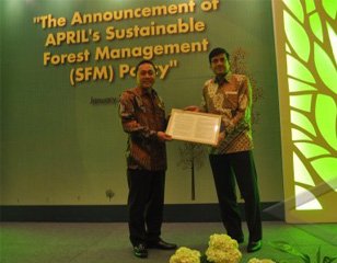 Positive reception to the announcement of APRIL’s Sustainable Forest Management Policy Antarafoto Featured Image