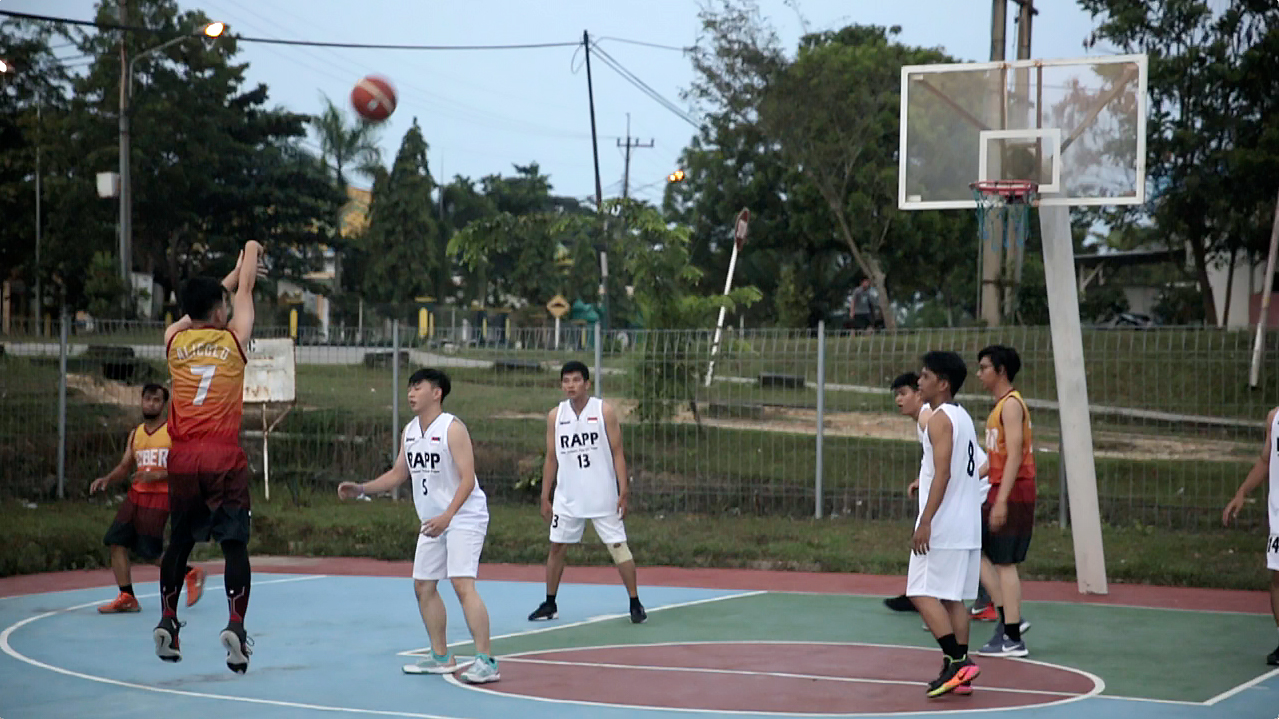 Player of APRIL Basketball throwing ball Player of APRIL Basketball throwing ball