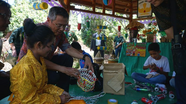 ecoschool2 &mdash; APRIL Asia