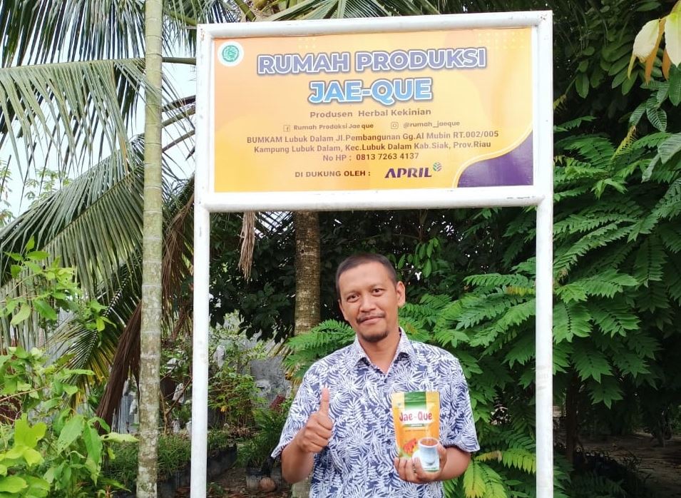 APRIL Collaborates With Krealogi To Empower Msmes engkus jae qu april rapp — APRIL Asia